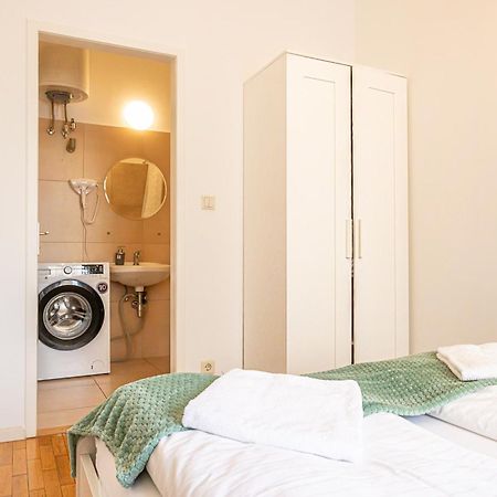 Ferienwohnung Friendly 2Br Apt- Near Rennweg & Belvedere Palace Wien Exterior foto